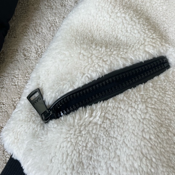 SAM. Carson Jacket - Picture 10 of 11